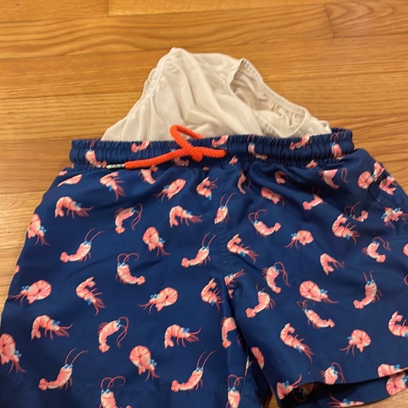 Sunuva kids swim trunks in cute shrimp pattern - Picture 2 of 6